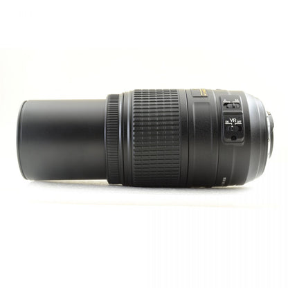 【中古】Nikon AF-S DX NIKKOR 55-300mm f/4.5-5.6G ED VR 望遠ズームレンズ フード付 ニコン