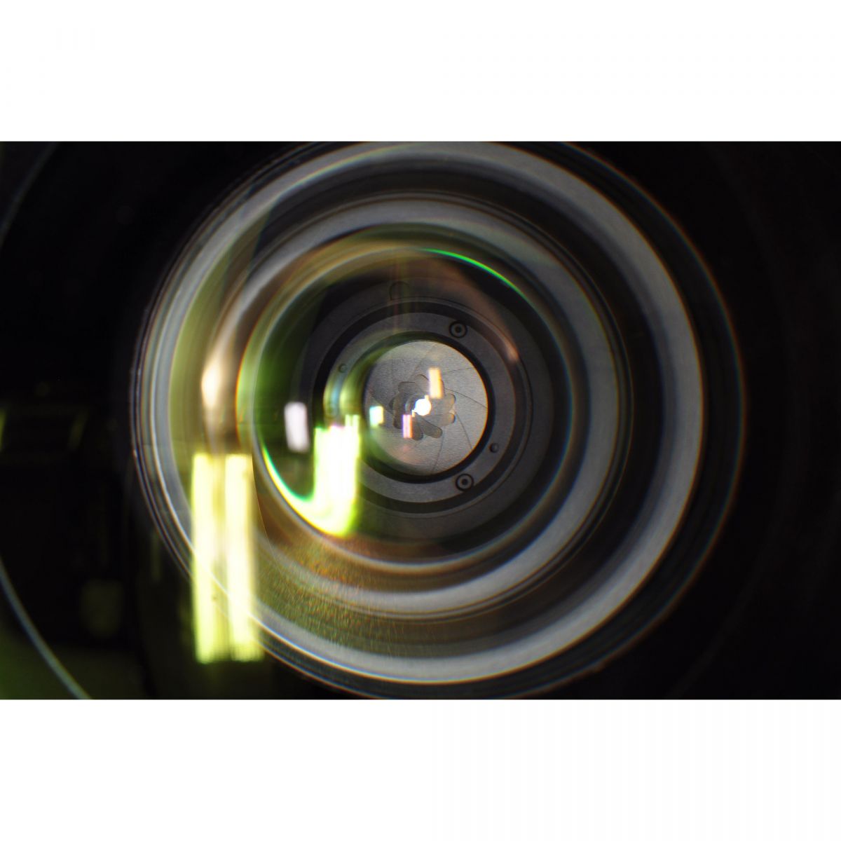 【中古】Nikon AF-S 16-35mm f/4G VR ED ズーム フード カメラレンズ 交換レンズ ニコン
