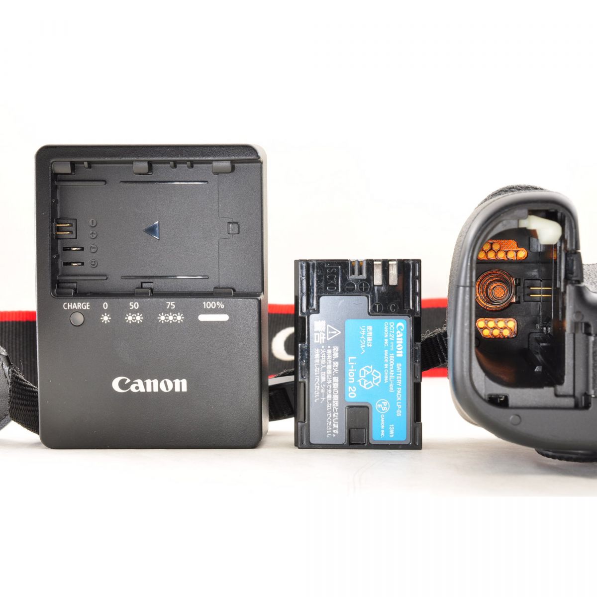 【中古】Canon EOS 70D EF-S 55-250mm f/4-5.6 IS 20.2MP 望遠ズームレンズ セット デジタル一眼レフ デジタルカメラ キヤノン