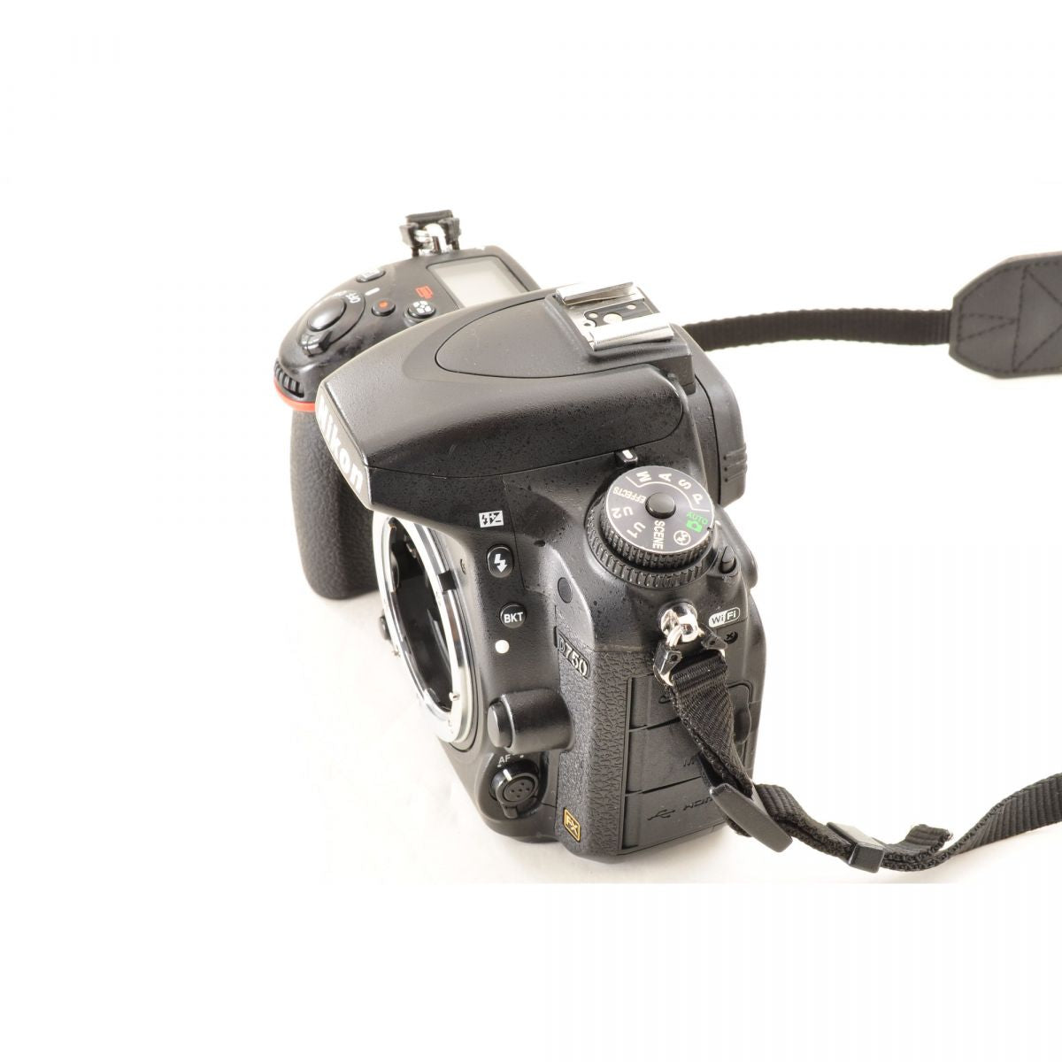 【中古】Nikon D750 24.3MP 一眼レフ デジタルカメラ デジタルカメラ ニコン