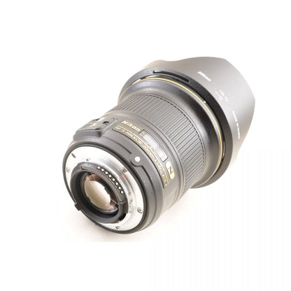 【中古】Nikon AF-S NIKKOR 20mm f/1.8G ED 20mm f/1.8G 単焦点 カメラレンズ 交換レンズ フード付 ニコン