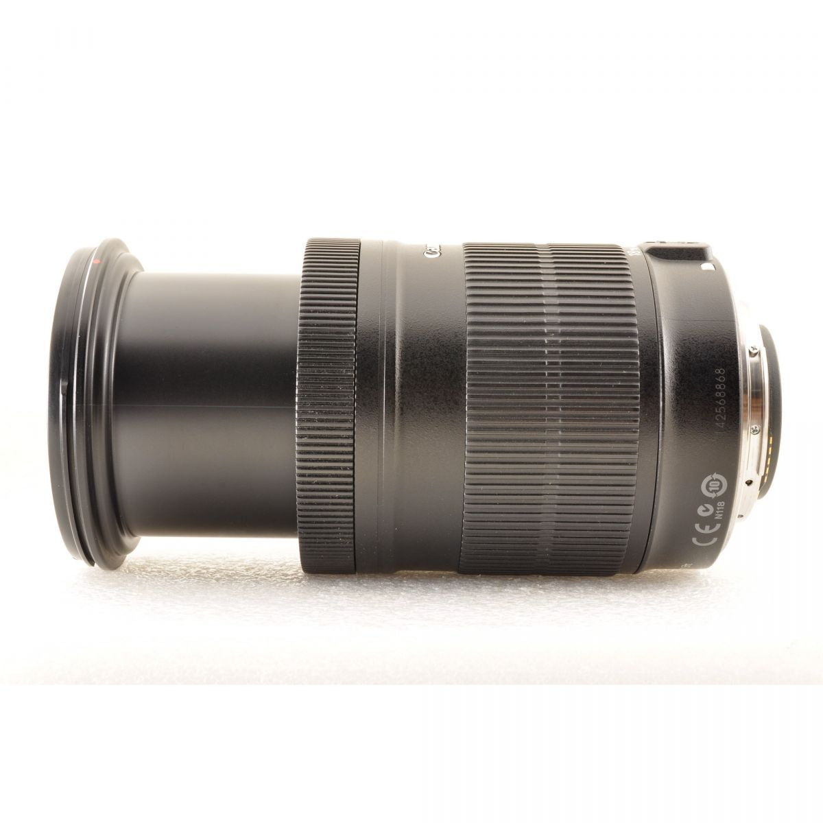 【中古】Canon EOS 70D EF-S 18-135mm F3.5-5.6 IS USM 20.2MP ズームレンズ セット 一眼レフ デジタルカメラ キヤノン