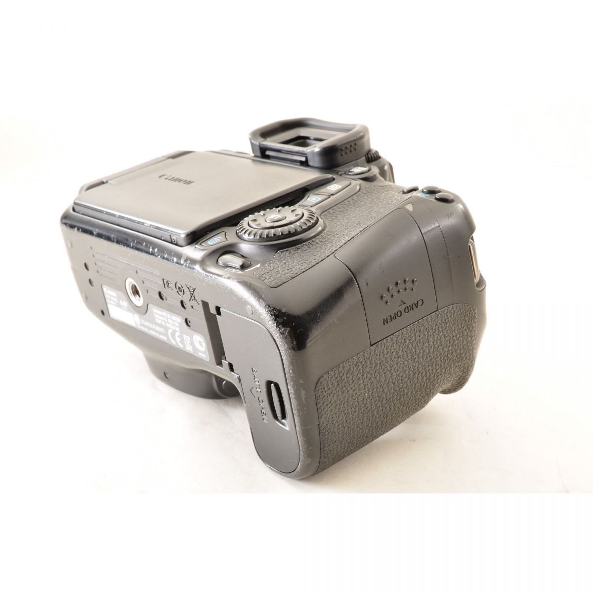 【中古】Canon EOS 70D EF-S 18-135mm F3.5-5.6 IS USM 20.2MP ズームレンズ セット 一眼レフ デジタルカメラ キヤノン