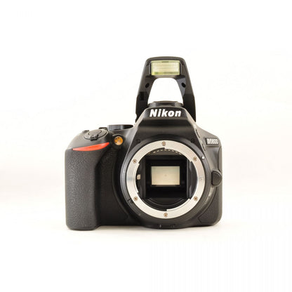 【中古】Nikon D5600 24.2MP 一眼レフ デジタルカメラ デジタルカメラ ニコン