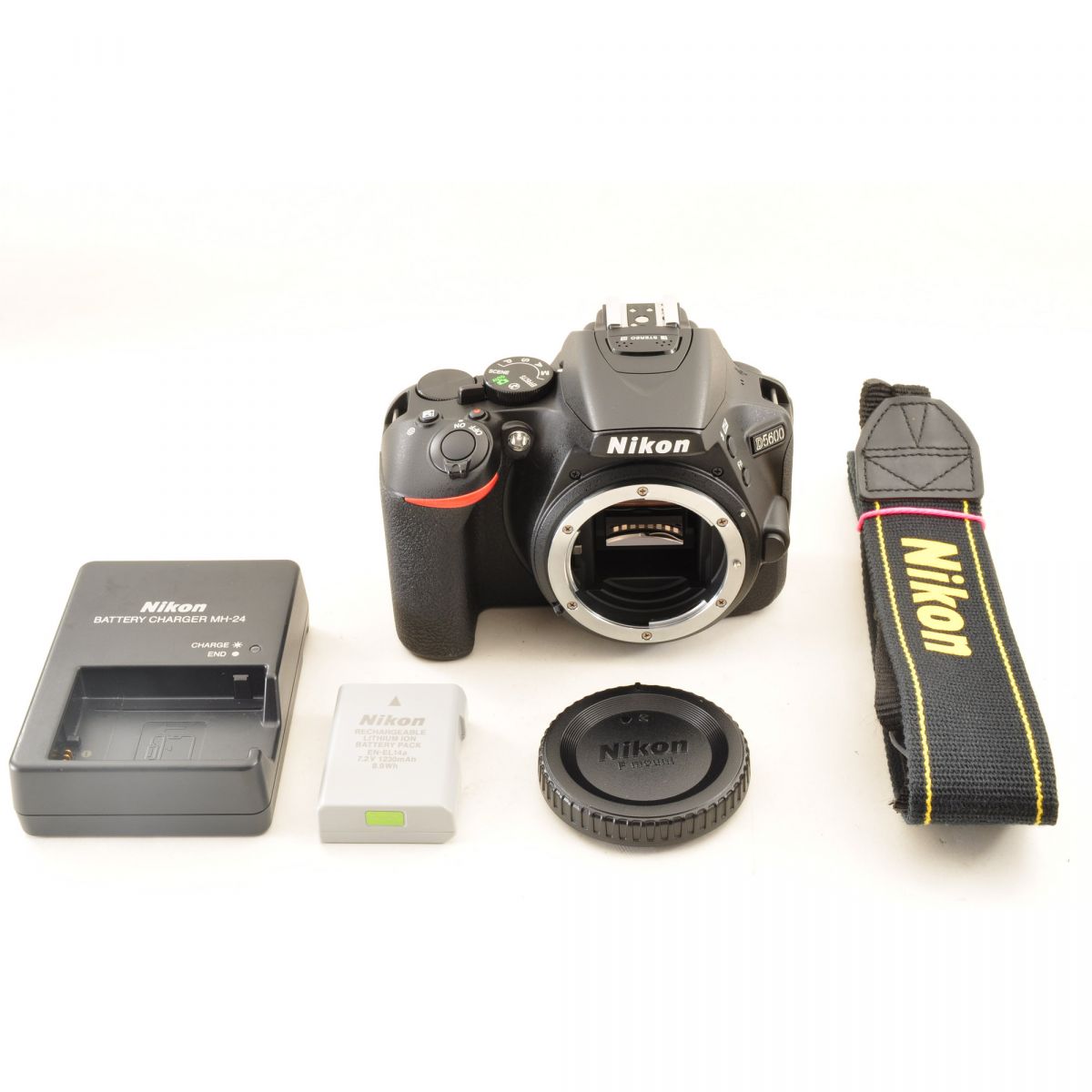 【中古】Nikon D5600 24.2MP 一眼レフ デジタルカメラ デジタルカメラ ニコン