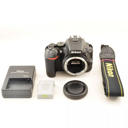 【中古】Nikon D5600 24.2MP 一眼レフ デジタルカメラ デジタルカメラ ニコン