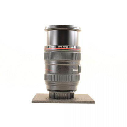 【中古】Canon EF 24-105mm f/4L IS USM ズーム カメラレンズ 交換レンズ フード付 キヤノン