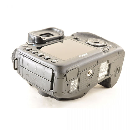 【中古】Canon EOS 7D EF-S 18-200mm f/3.5-5.6 IS 18.0MP ブラック 一眼レフ キヤノン