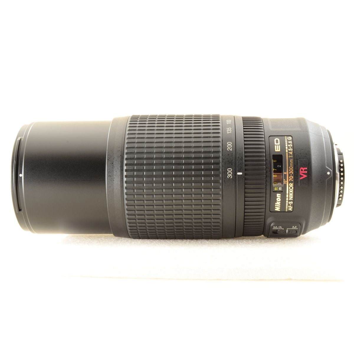 【中古】Nikon AF-S 70-300mm f/4.5-5.6G ED VR 望遠ズームレンズ フード付 ニコン