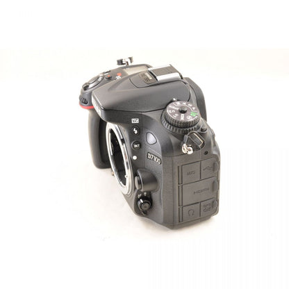【中古】Nikon D7100 DX 18-105mm f/3.5-5.6G 一眼レフ デジタルカメラ ニコン