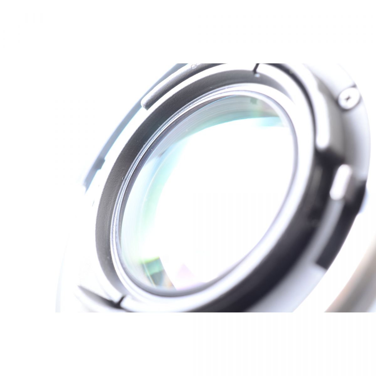 【中古】Nikon Ai-s NIKKOR 24mm f/2 単焦点 広角 カメラレンズ フード付 ニコン