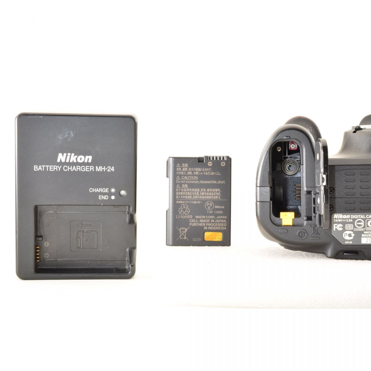 【中古】Nikon D5200 18-105mm VR レンズキット ブラック デジタル一眼レフ ニコン