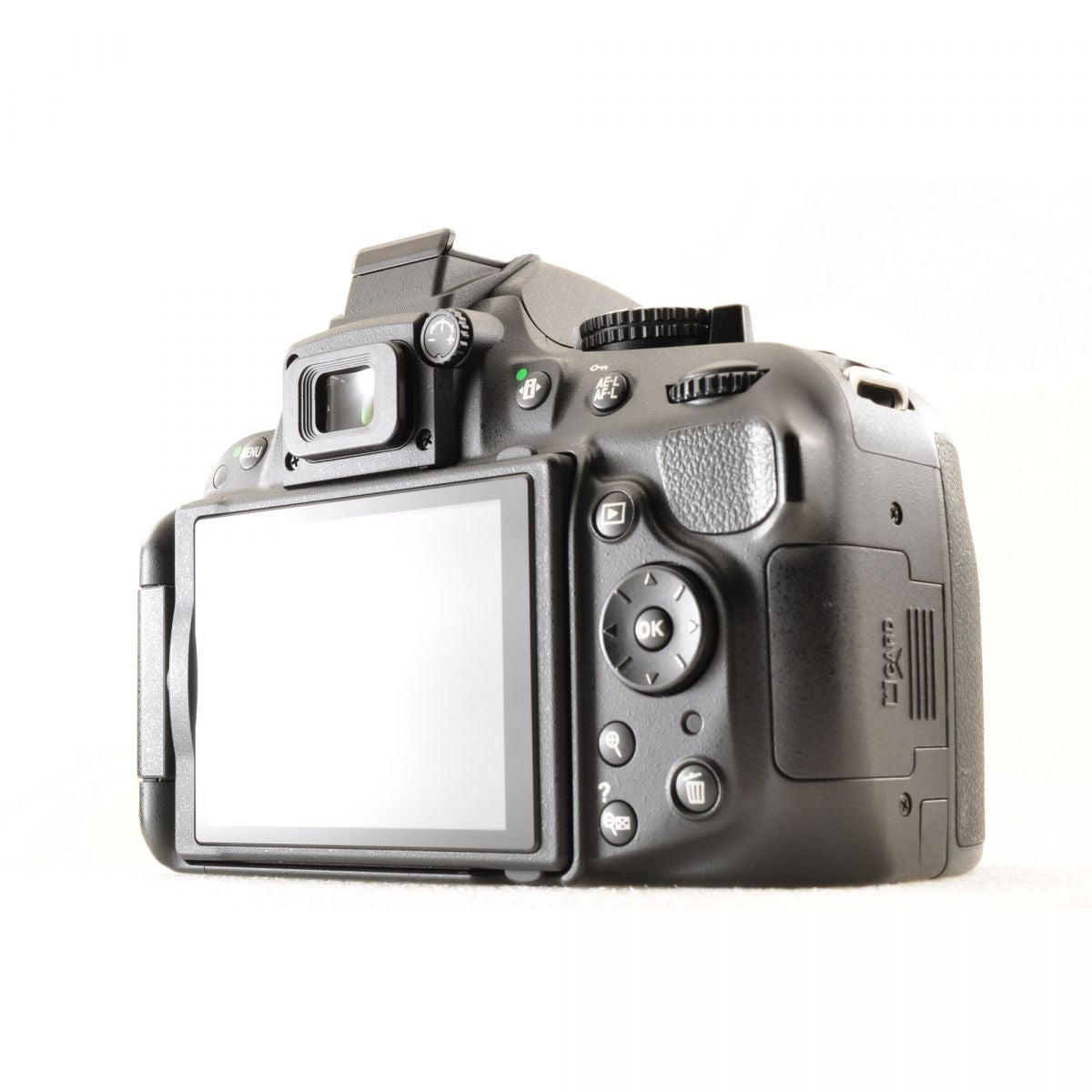 【中古】Nikon D5200 18-105mm VR レンズキット ブラック デジタル一眼レフ ニコン