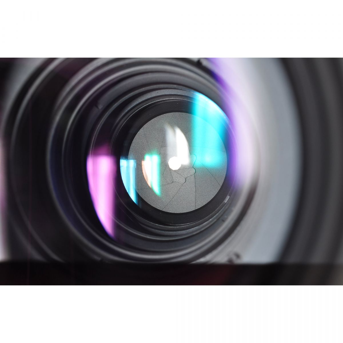 【中古】Nikon AF NIKKOR 300mm f/4 IF-ED 望遠単焦点レンズ ニコン