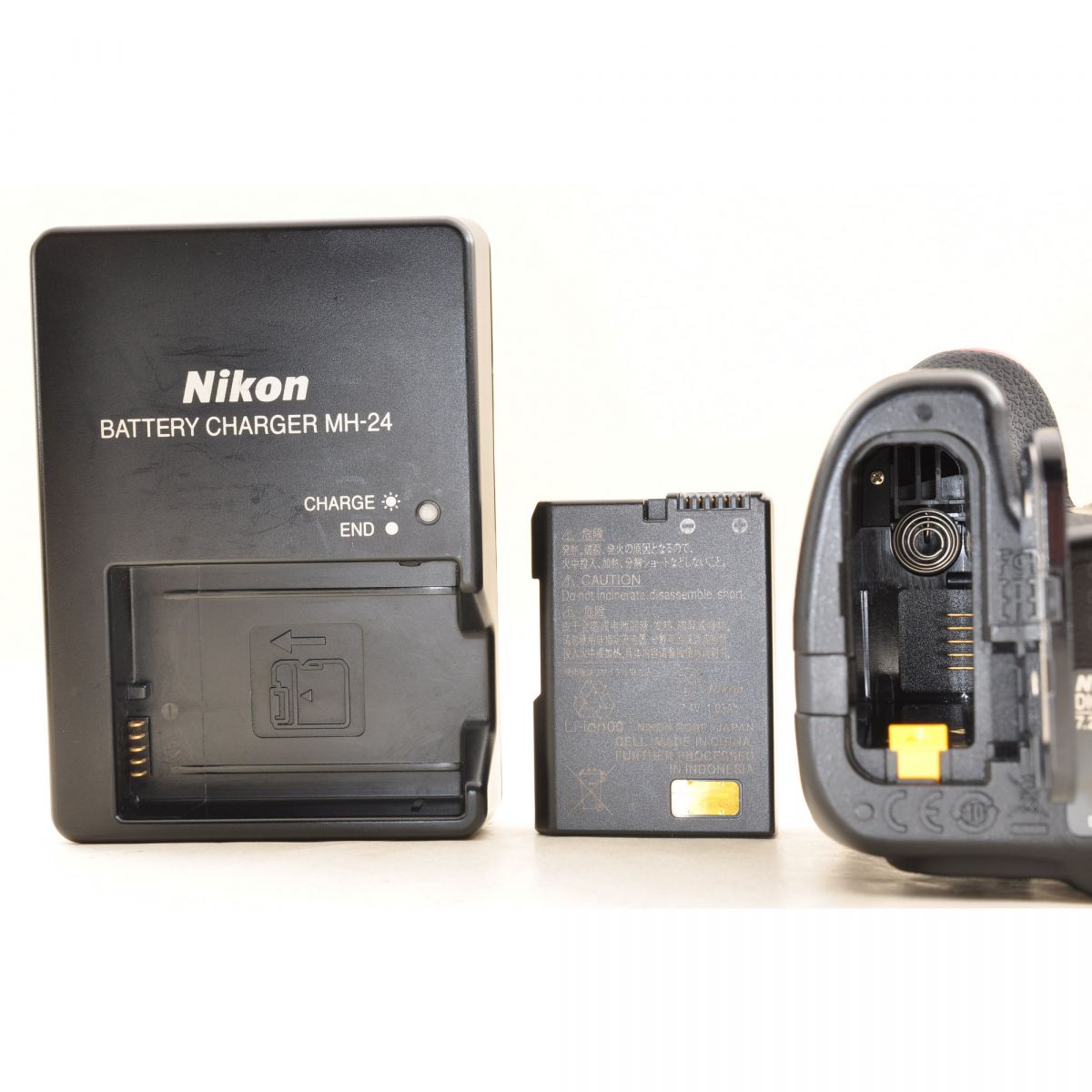 【中古】Nikon D3400 デジタルカメラ AF-S 18-55mm VR レンズキット デジタルカメラ ニコン