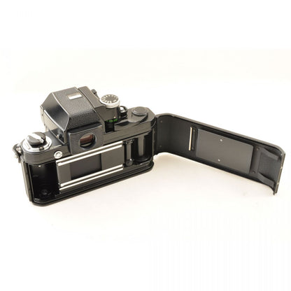 【中古】Nikon F2 フォトミック ブラック 一眼レフ フィルムカメラ Zoom-NIKKOR C Auto 43-86mm f3.5 ニコン