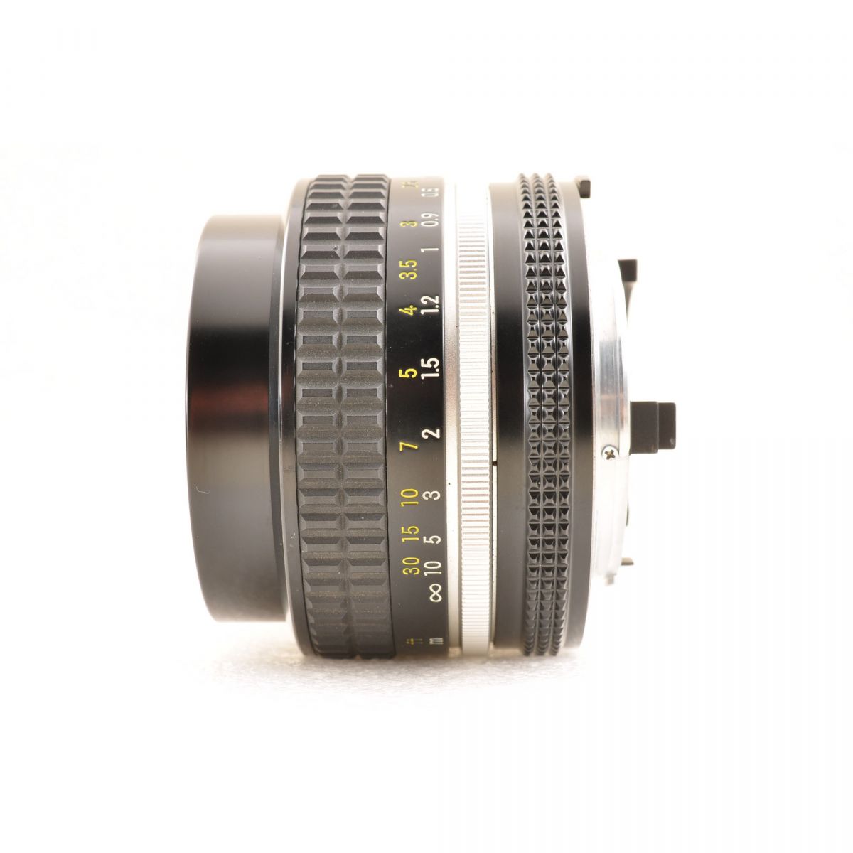 【中古】Nikon FM ブラック フィルムカメラ Ai NIKKOR 50mm f/1.4 レンズセット ニコン