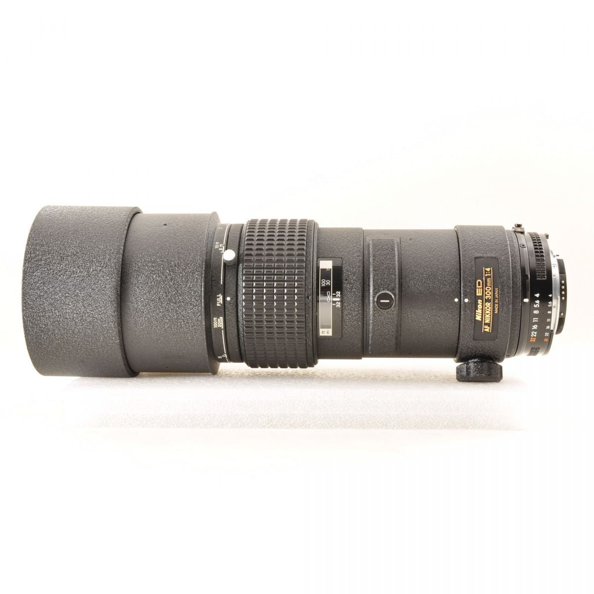 【中古】Nikon AF NIKKOR 300mm f/4 IF-ED 望遠単焦点レンズ 組み込み式PLフィルター付 ニコン
