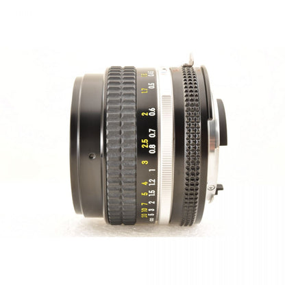 【中古】Nikon Ai-S NIKKOR 50mm f/1.4 標準単焦点 マニュアルフォーカスレンズ 元箱付 ニコン