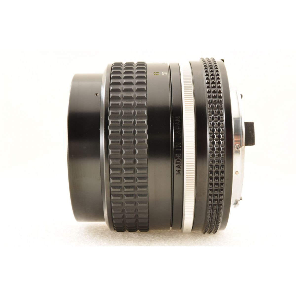 【中古】Nikon FE ブラック 35mm AI 35mm f/2.8 フィルムカメラ ニコン