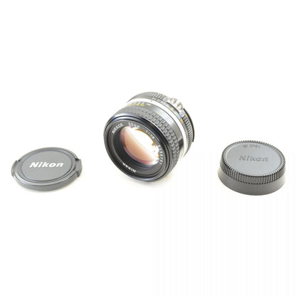 【中古】Nikon Ai-S NIKKOR 50mm f/1.4 標準単焦点 マニュアルフォーカスレンズ ニコン