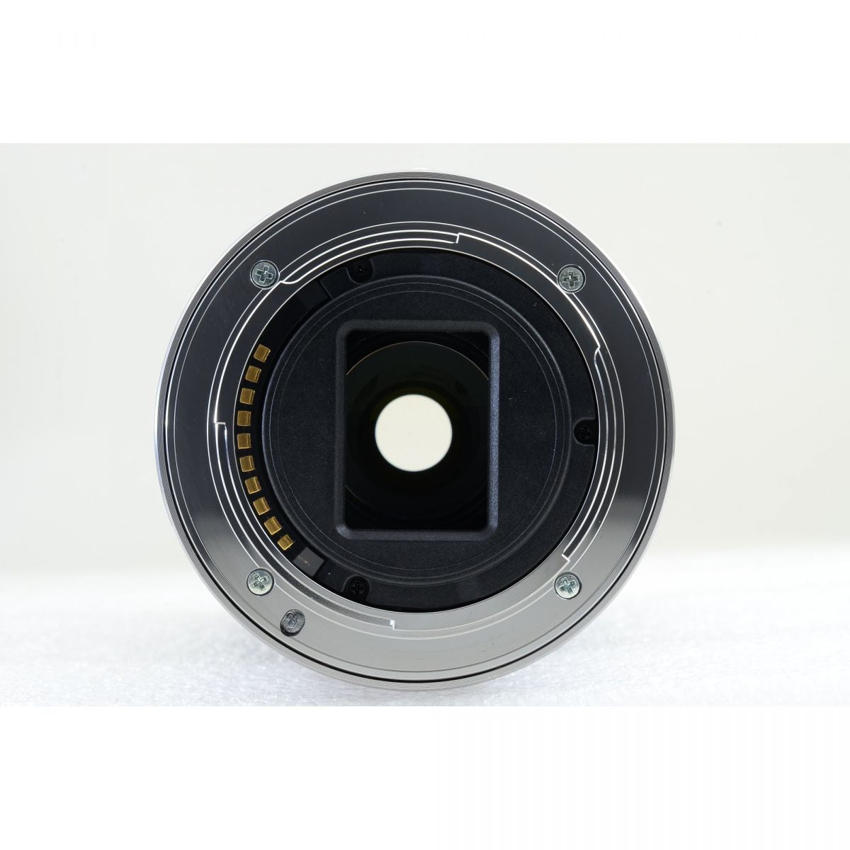 【中古】Sony E 55-210mm f4.5-6.3 OSS シルバー 望遠ズームレンズ ソニー
