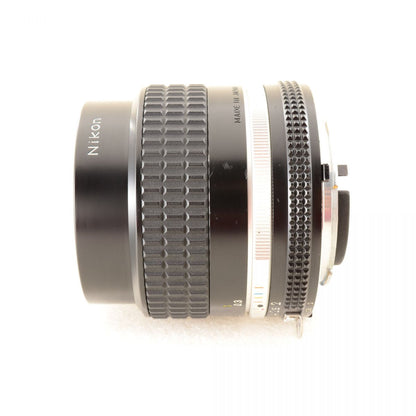 【中古】Nikon Ai-s Nikkor 35mm f2 広角 単焦点 カメラレンズ 交換レンズ フード付 ニコン