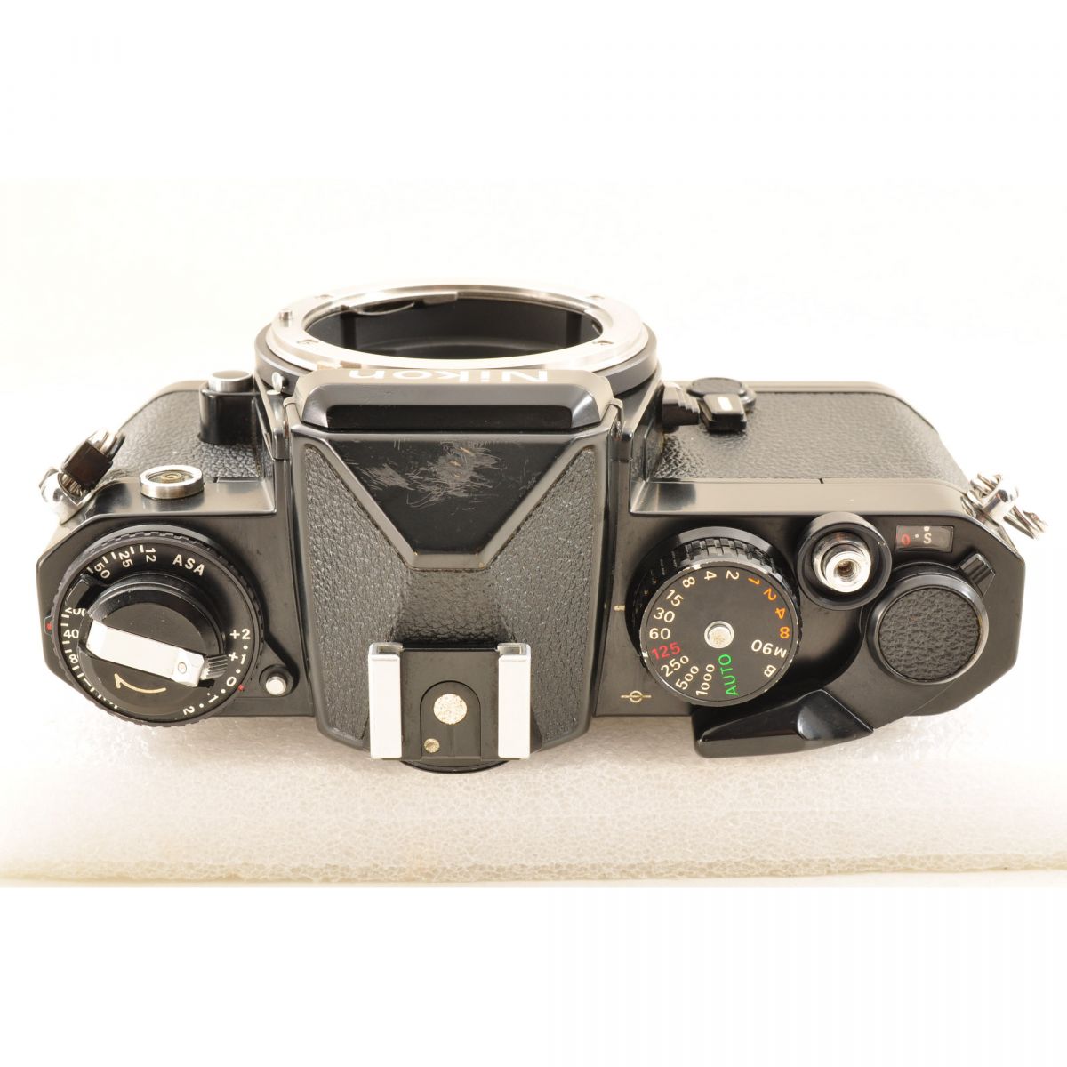 【中古】Nikon FE ブラック 一眼レフ フィルムカメラ 本体 Ai 24mm f2.8 広角 単焦点 レンズセット ニコン