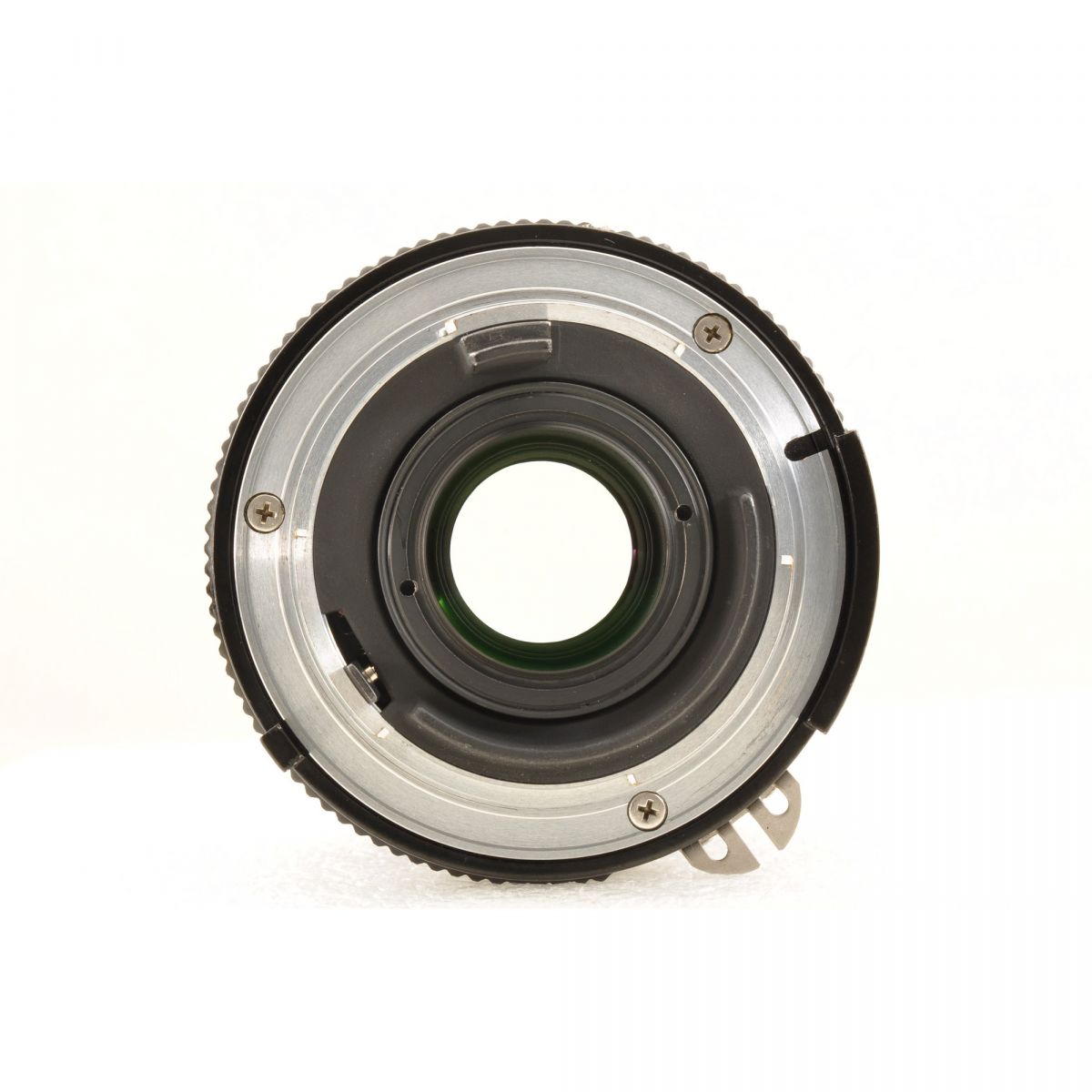 【中古】Nikon FE ブラック 一眼レフ フィルムカメラ 本体 Ai 24mm f2.8 広角 単焦点 レンズセット ニコン