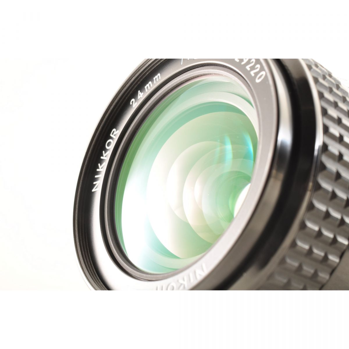 【中古】Nikon FE ブラック 一眼レフ フィルムカメラ 本体 Ai 24mm f2.8 広角 単焦点 レンズセット ニコン