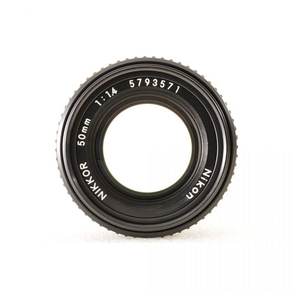 【中古】Nikon Ai-S NIKKOR 50mm f/1.4 フード付 単焦点 カメラレンズ 交換レンズ ニコン
