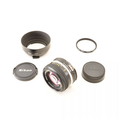 【中古】Nikon Ai-S NIKKOR 50mm f/1.4 フード付 単焦点 カメラレンズ 交換レンズ ニコン