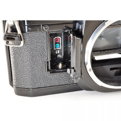 【中古】Canon AE-1 ブラック New FD 50mm f/1.4 フィルムカメラ レンズセット 一眼レフ キヤノン
