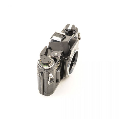 【中古】Canon AE-1 ブラック New FD 50mm f/1.4 フィルムカメラ レンズセット 一眼レフ キヤノン
