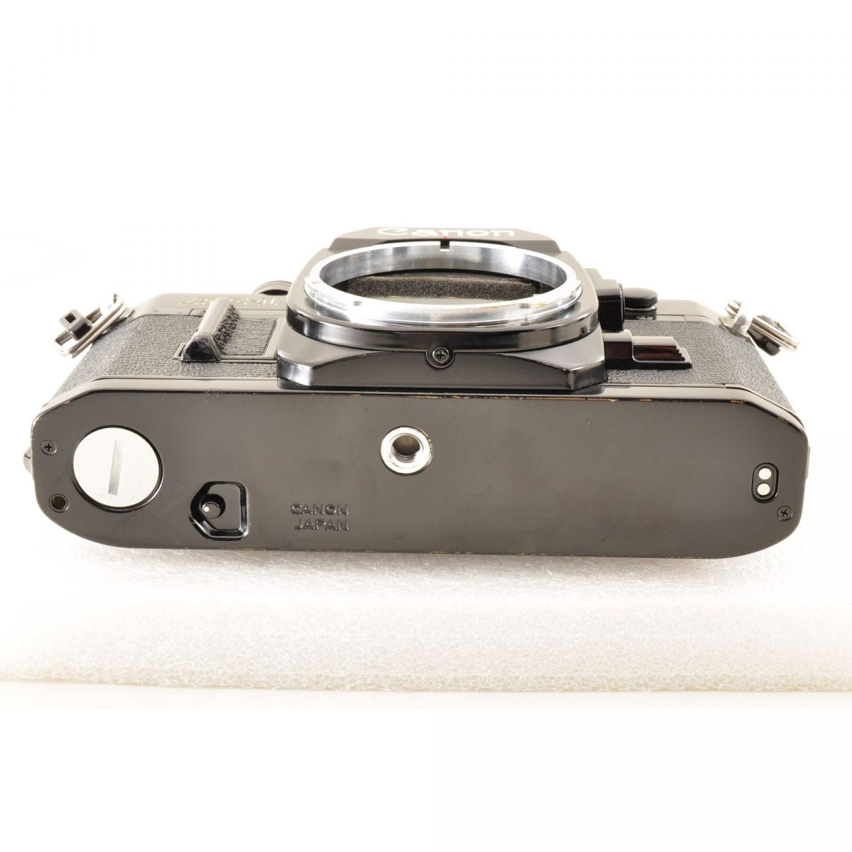 【中古】Canon AE-1 ブラック New FD 50mm f/1.4 フィルムカメラ レンズセット 一眼レフ キヤノン