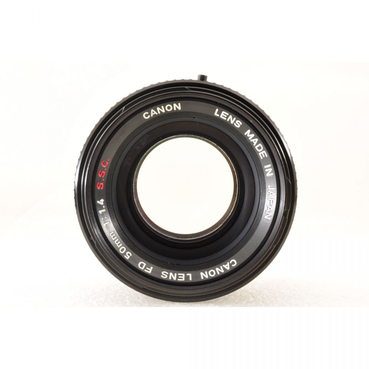 【中古】Canon EF 一眼レフ フィルムカメラ FD 50mm f/1.4 S.S.C. キヤノン セット S/N:317871