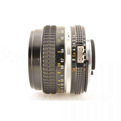 【中古】Nikon Ai-S NIKKOR 50mm F1.4 フード 単焦点 カメラレンズ 交換レンズ ニコン S/N:5820179