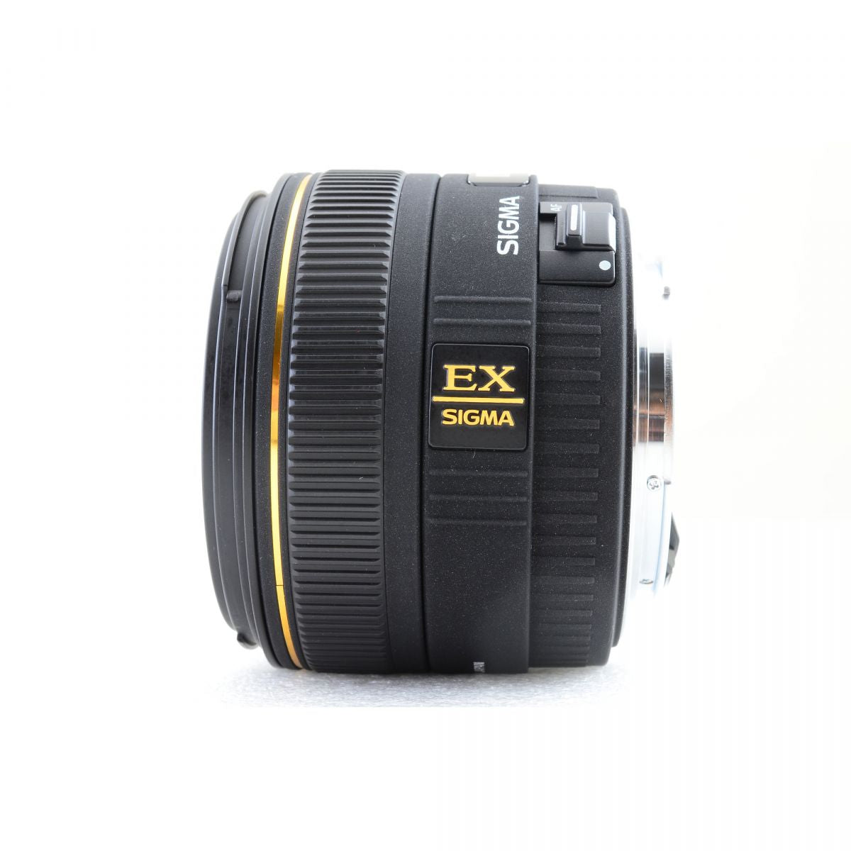 【中古】SIGMA 30mm f1.4 EX DC HSM フード 単焦点 カメラレンズ 交換レンズ シグマ キヤノン用 S/N:1018125