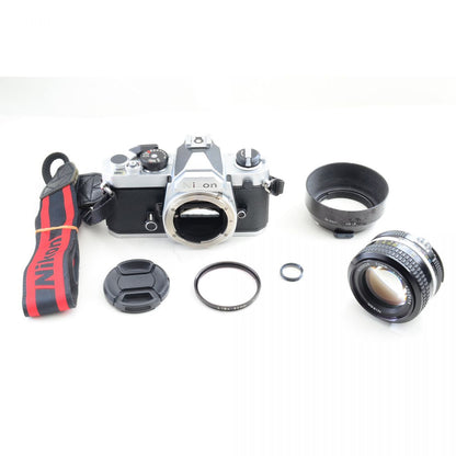 【中古】Nikon FM シルバー 一眼レフ フィルムカメラ Ai NIKKOR 50mm f/1.4 ニコン セット S/N:2255951