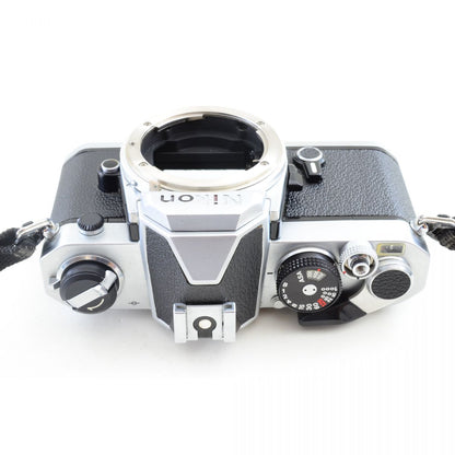 【中古】Nikon FM シルバー 一眼レフ フィルムカメラ Ai NIKKOR 50mm f/1.4 ニコン セット S/N:2255951