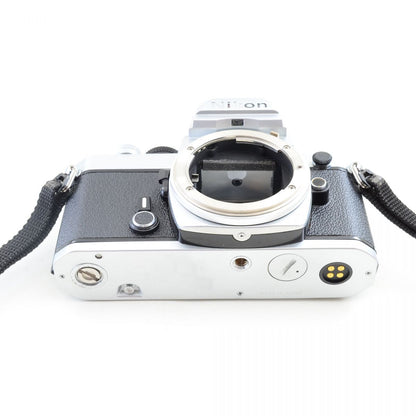 【中古】Nikon FM シルバー 一眼レフ フィルムカメラ Ai NIKKOR 50mm f/1.4 ニコン セット S/N:2255951