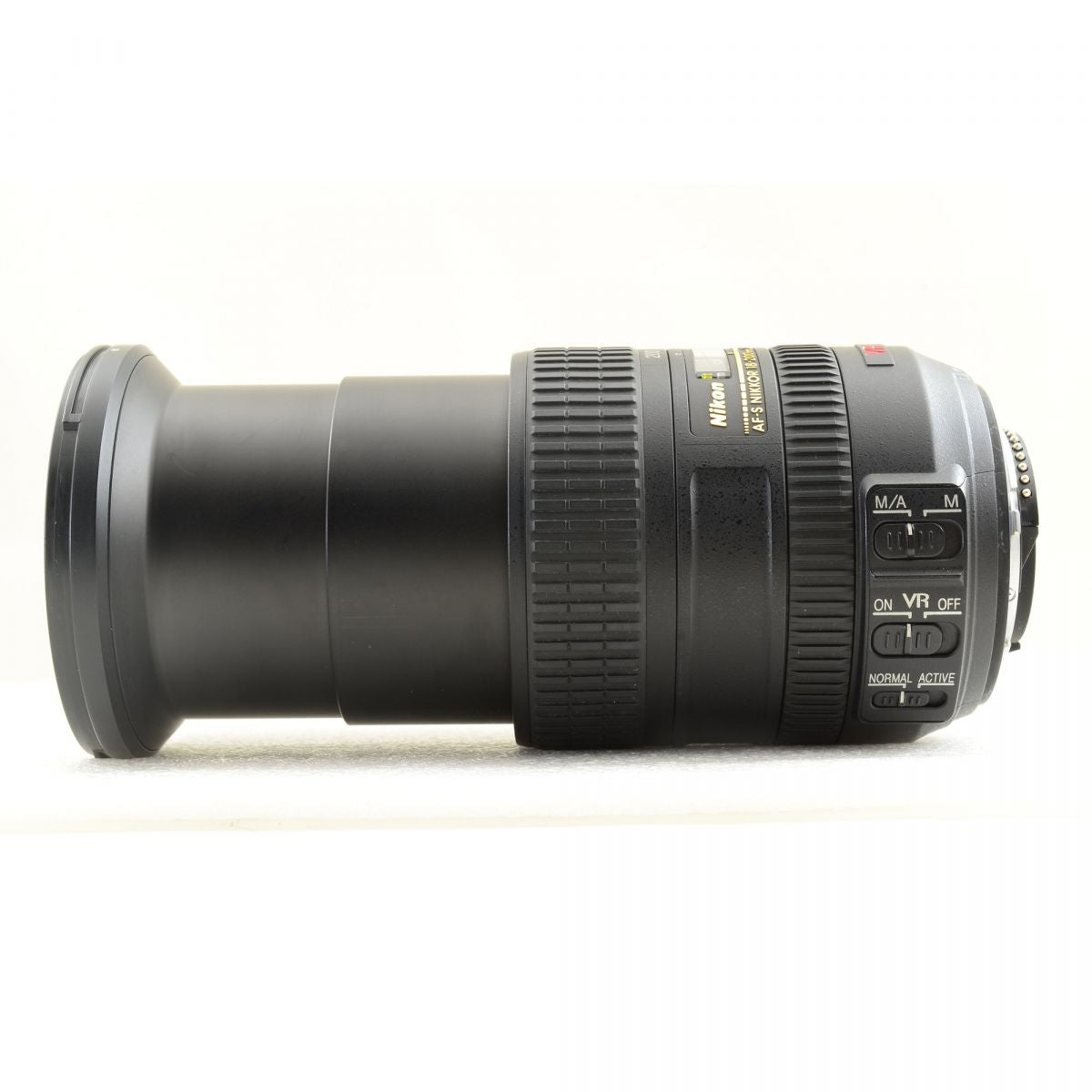 【中古】Nikon AF-S DX 18-200mm F3.5-5.6G ED VR ズーム カメラレンズ 交換レンズ フード ニコン S/N:2905497