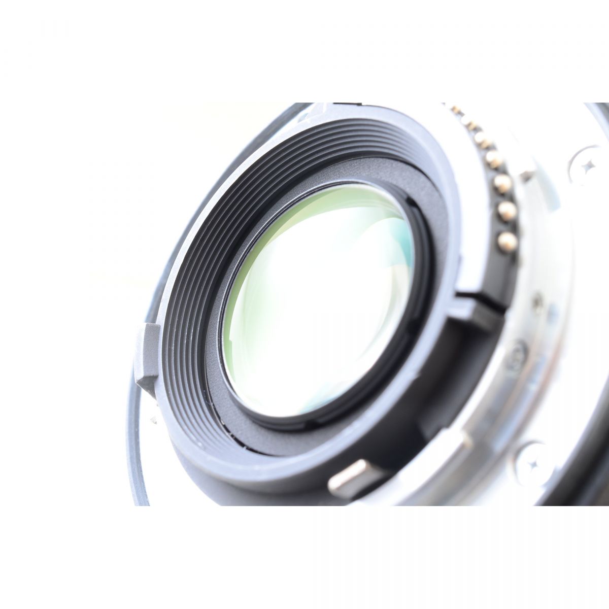 【中古】Nikon AF-S DX 18-200mm F3.5-5.6G ED VR ズーム カメラレンズ 交換レンズ フード ニコン S/N:2905497
