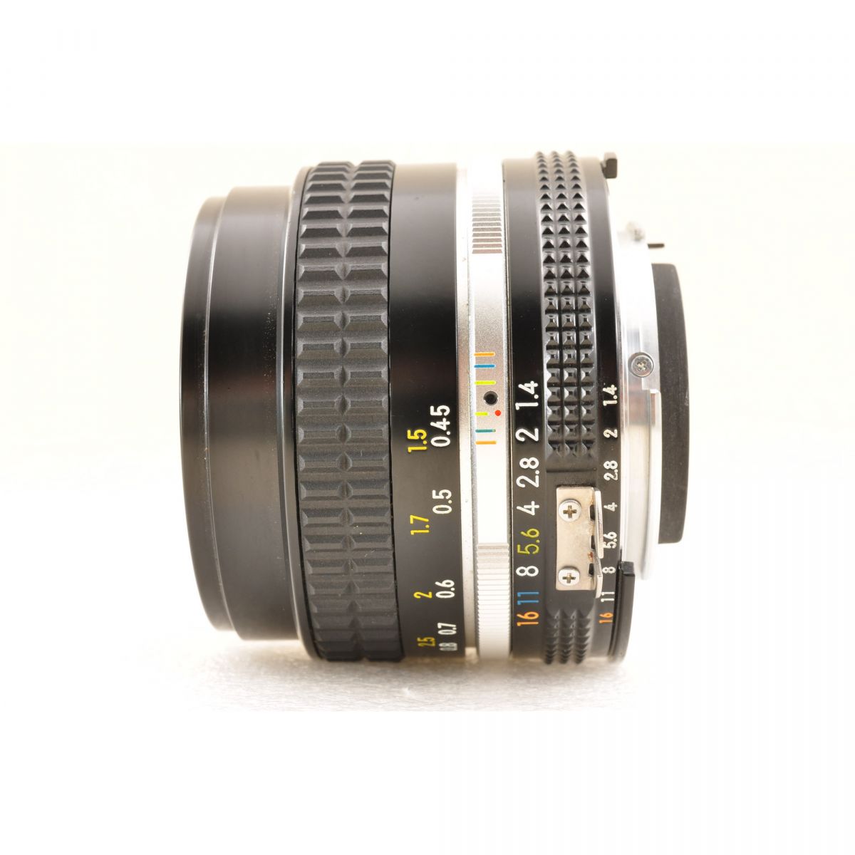 【中古】Nikon Ai-S NIKKOR 50mm F1.4 単焦点 カメラレンズ 交換レンズ ニコン S/N:5826478