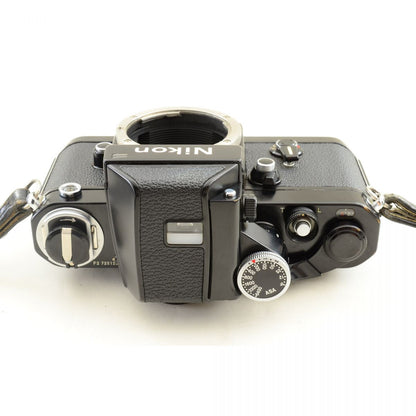 【中古】Nikon F2 フォトミック ブラック + Micro-NIKKOR-P Auto 55mm F3.5 ニコン フィルムカメラ マクロレンズ 単焦点 セット S/N:7251238