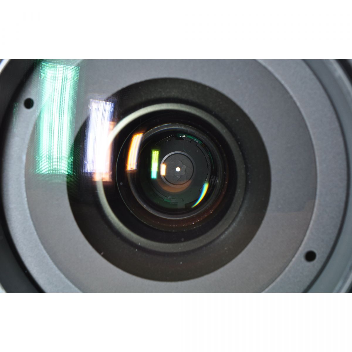 【中古】Nikon AF-S DX 18-200mm f3.5-5.6G ED VR II ズーム カメラレンズ 交換レンズ ニコン S/N:42083699