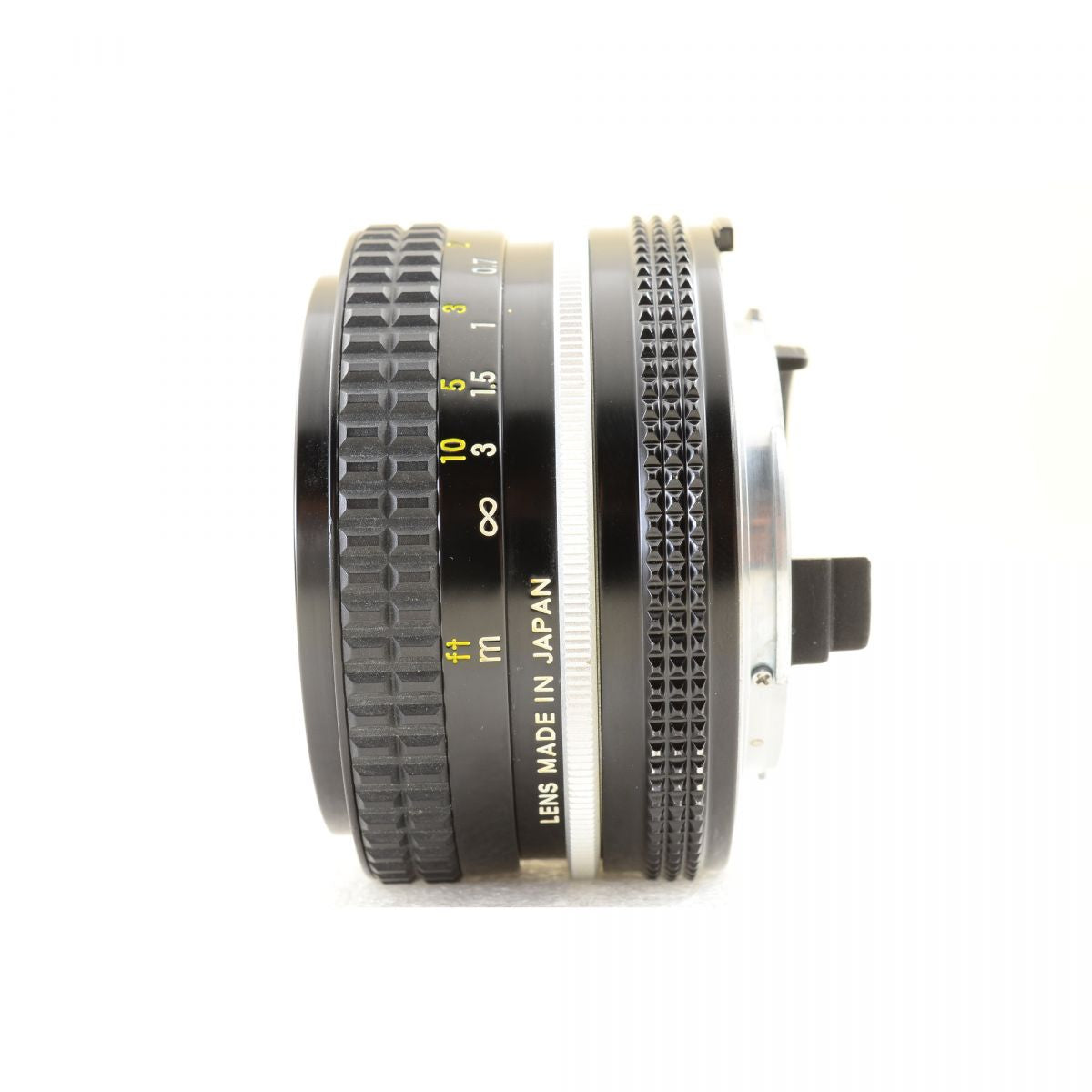 【中古】Nikon Ai NIKKOR 20mm F4 広角 単焦点 カメラレンズ 交換レンズ ニコン S/N:137511