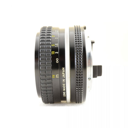【中古】Nikon Ai NIKKOR 20mm F4 広角 単焦点 カメラレンズ 交換レンズ ニコン S/N:137511
