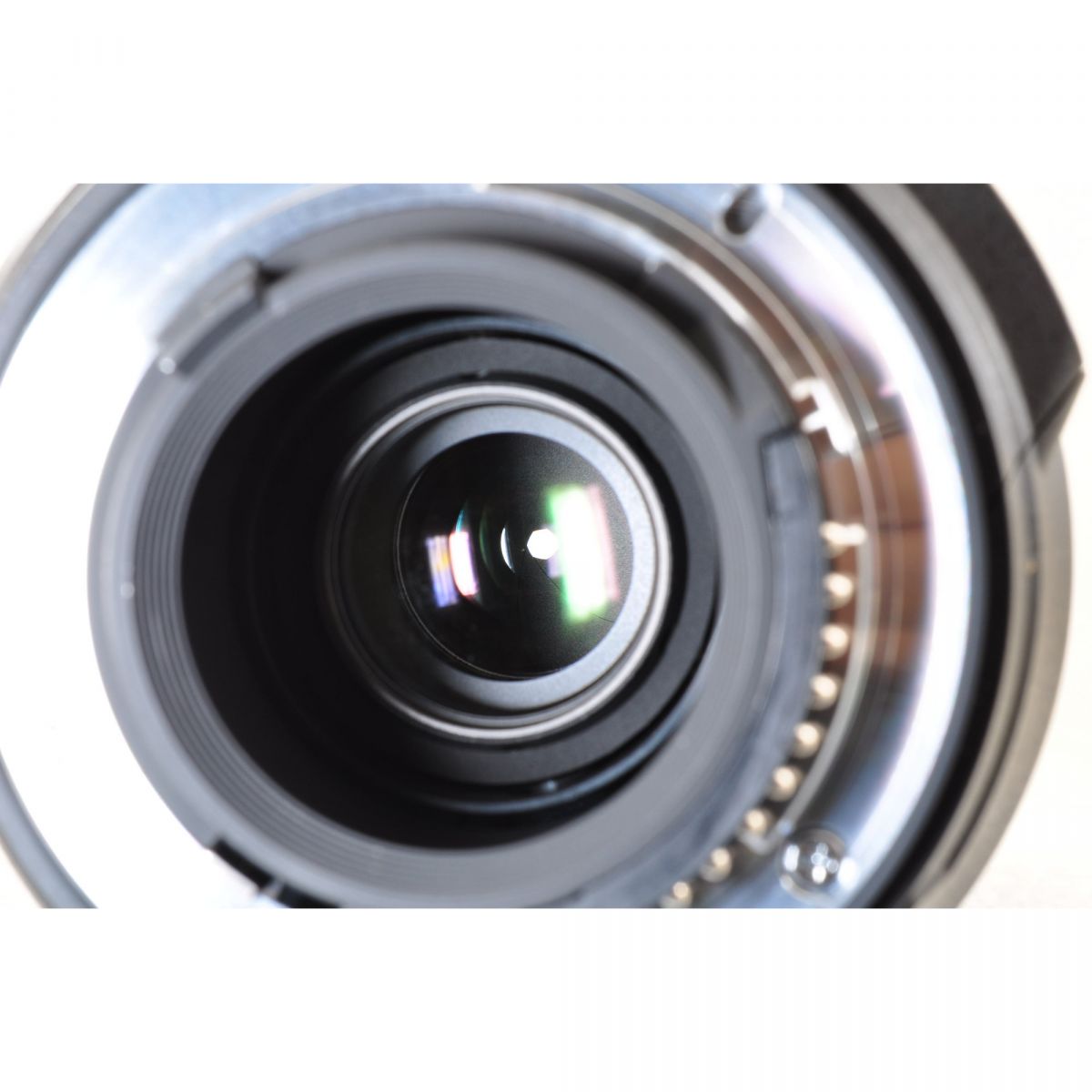 【中古】Nikon AF-S DX 18-200mm f3.5-5.6G ED VR II 元箱 フード ズーム カメラレンズ 交換レンズ ニコン S/N:42673567
