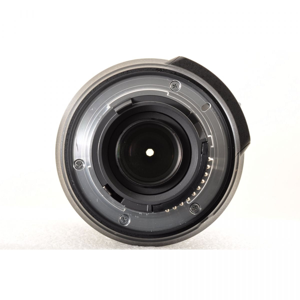 【中古】Nikon AF-S DX 18-200mm f3.5-5.6G ED VR II 元箱 フード ズーム カメラレンズ 交換レンズ ニコン S/N:42673567